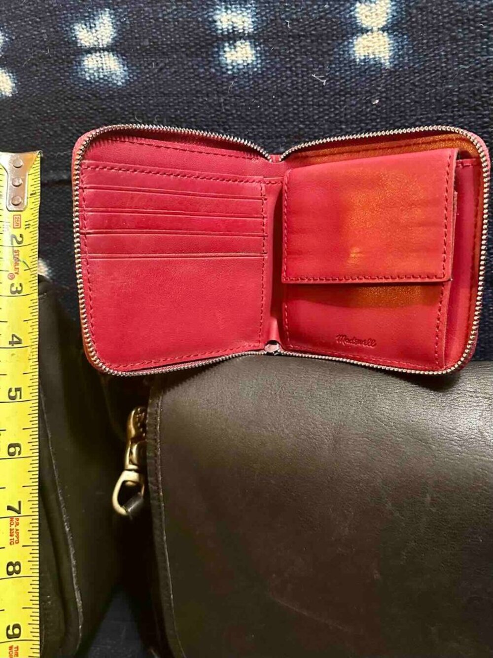 Madewell The Essential Zip Leather Wallet EUC Cherry Red smooth Unisex